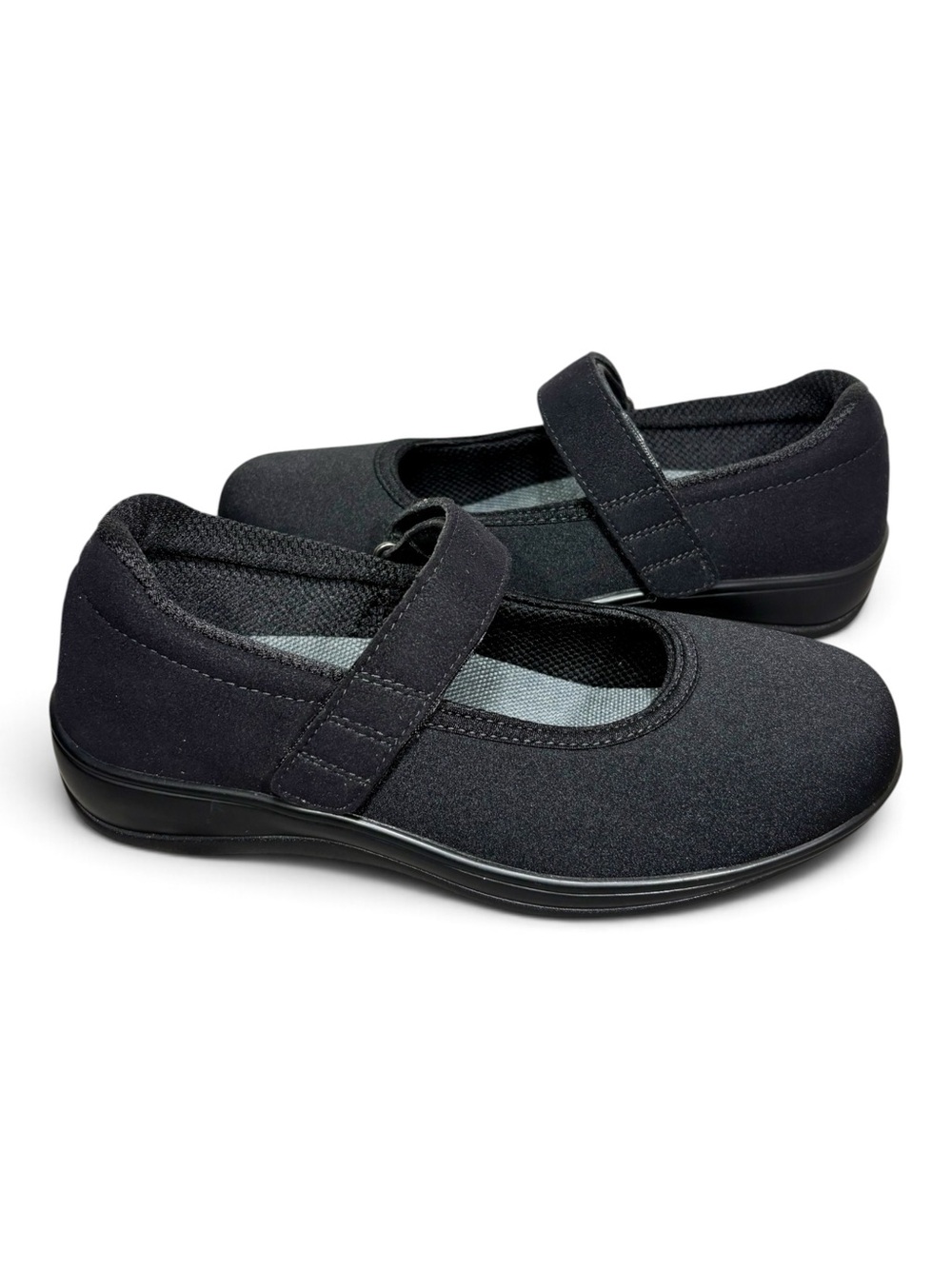 Orthofeet Springfield Mary Jane Flats with Comfortable Strap- woman’s 8 D WIDE